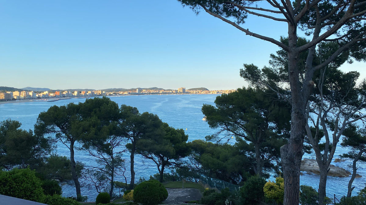 Vue sur la baie de Sant Antoni et Palamós depuis Eden Mar